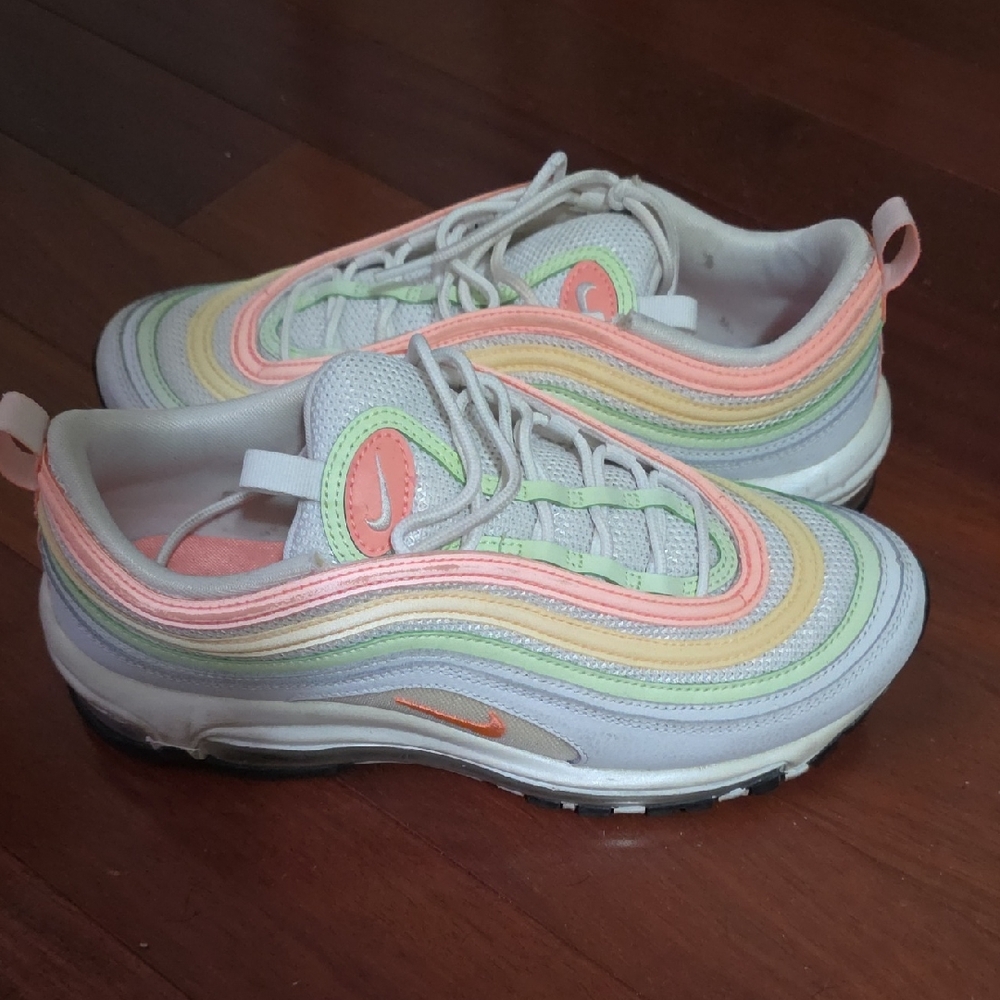 Nike Women's Sneakers Sherbert